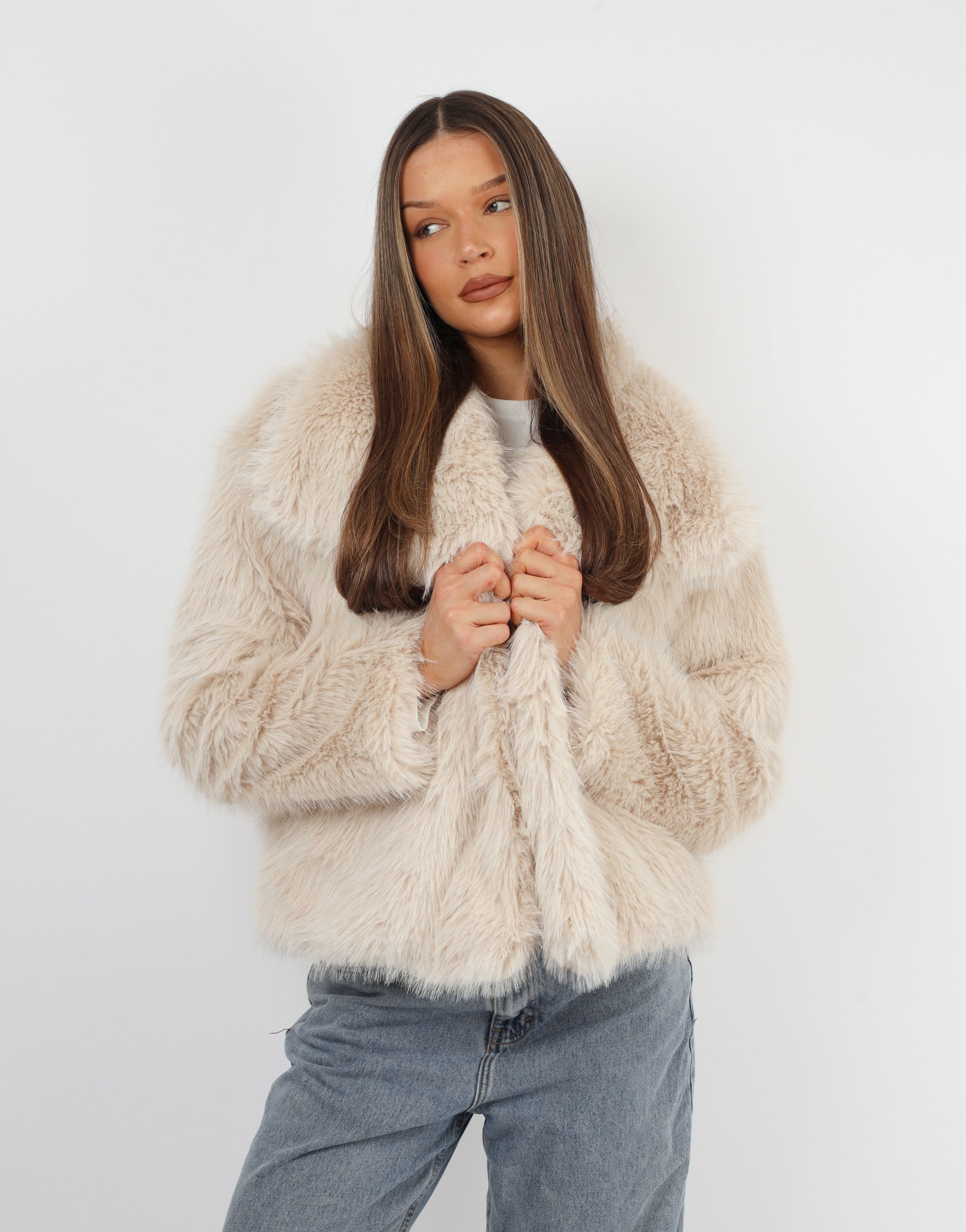 Arabella Oversized Collar Premium Faux Fur Coat in Beige