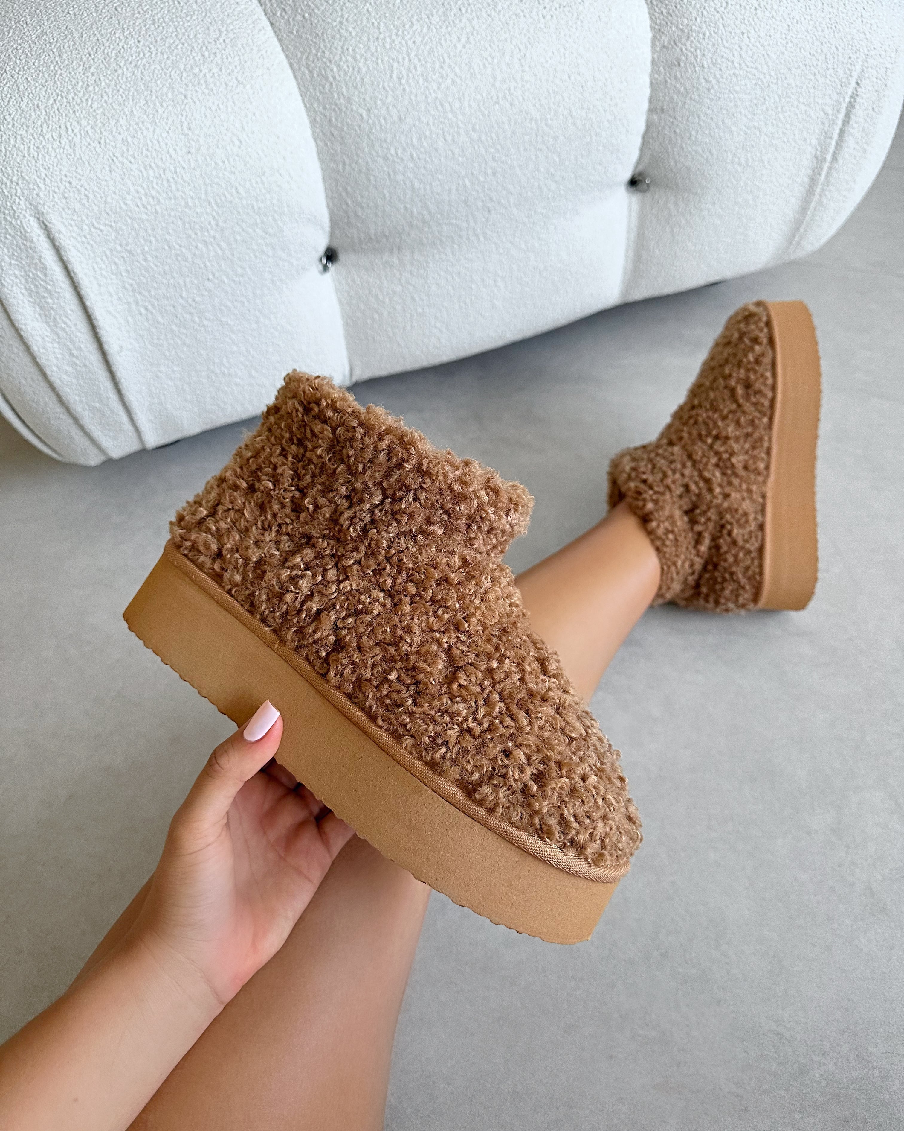 Fleecy Chestnut Tan Borg Flatform Boots